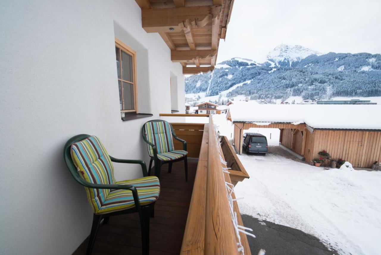 Ferienwohnung Huberhof Oberndorf in Tirol Esterno foto
